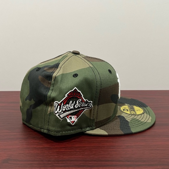 New Era, 59Fifty Fitted Hat, New York Yankees, 1996 World Series, Camouflage - Picture 2 of 10
